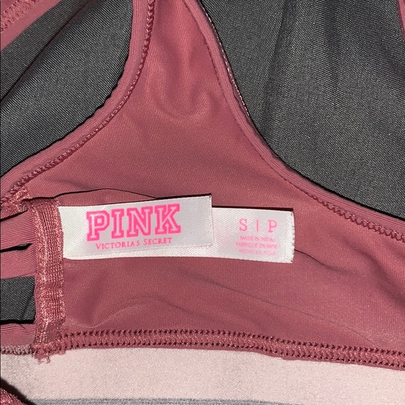 Pink bra - Picture 3 of 3